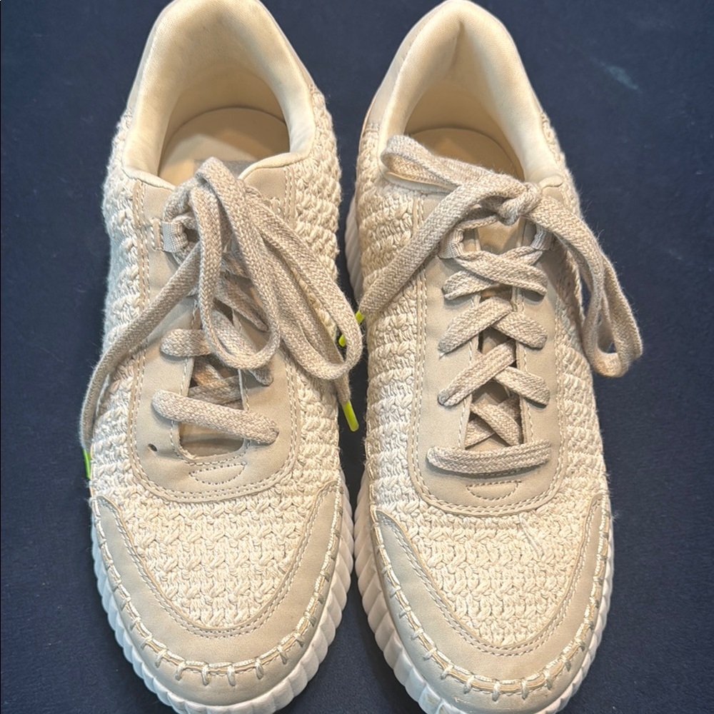 DV by Dolce Vita Beige Knit Lace-Up Sneakers